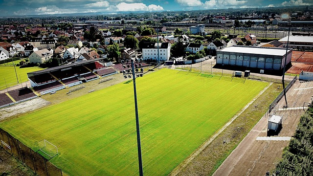 [流言板]评论员谈雷霆：不管是OKC，KFC，还是UFC，湖人都能5场搞定50亮287回复.